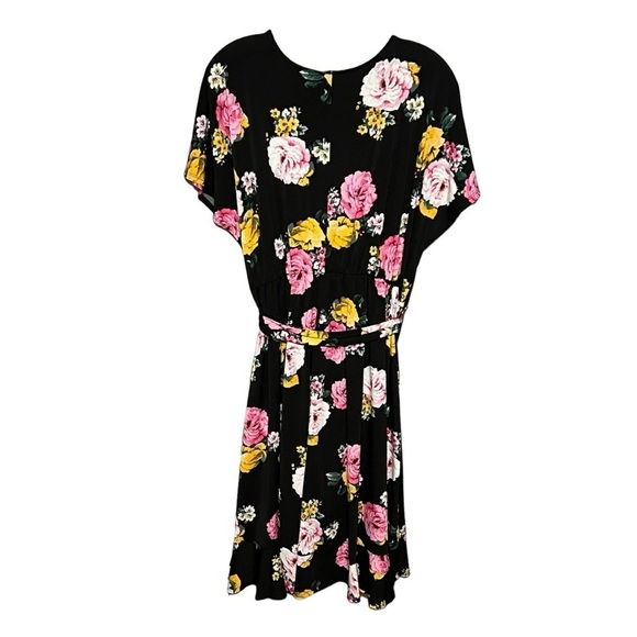 Torrid Mini Stretch Crepe Wrap Dress Black Fancy Flow Floral 2X - Picture 5 of 11